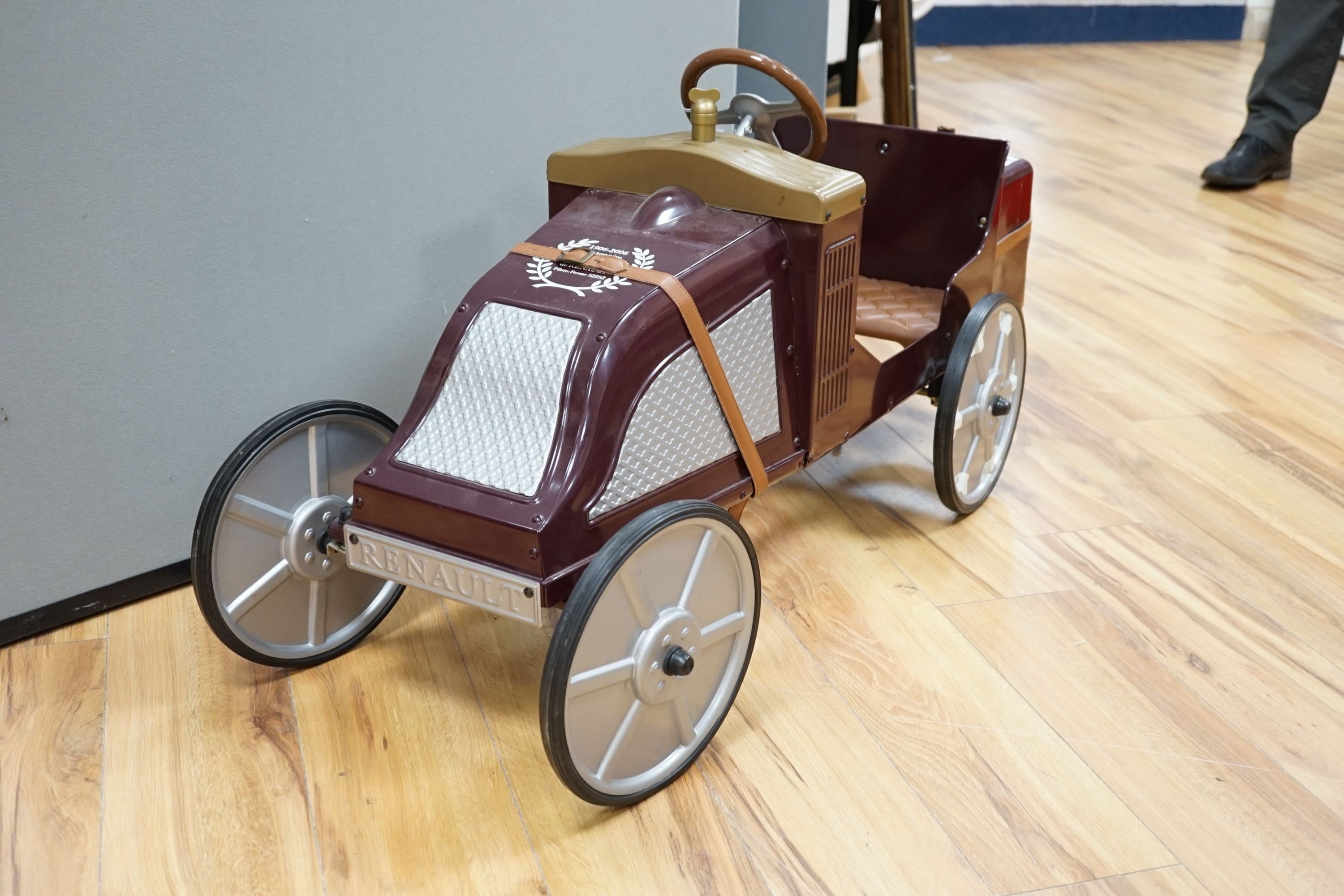 A Renault 2006 centenary child’s pedal car 110cm